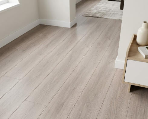 12MM Laminate _P Meadow Water Resistant 1218x197mm 47.95"x7.76" 9pcs/box 23.25sf/box $0.99/sf